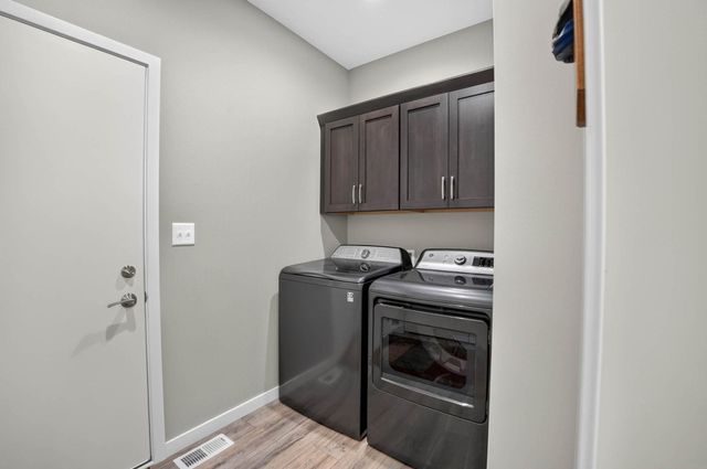 1821 Reese Road, Cedar Falls, IA 50613