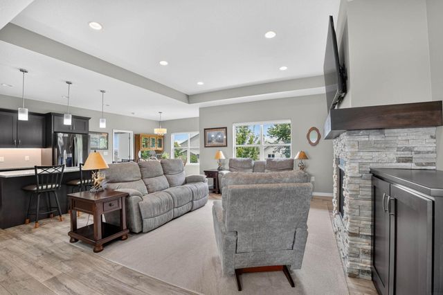 1821 Reese Road, Cedar Falls, IA 50613