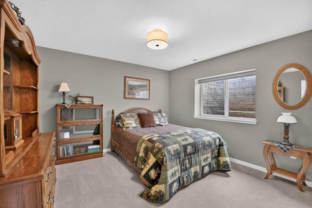 1821 Reese Road, Cedar Falls, IA 50613