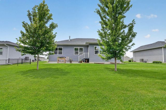 1821 Reese Road, Cedar Falls, IA 50613