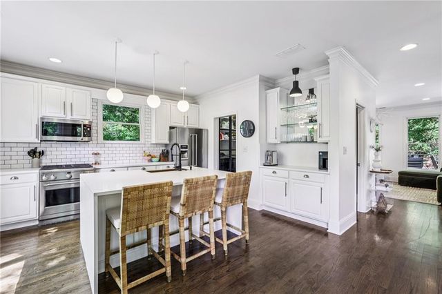 337 Atlantis Avenue NE, Atlanta, GA 30307