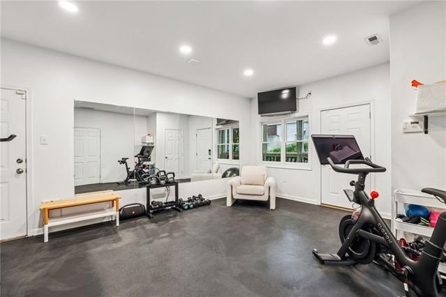 337 Atlantis Avenue NE, Atlanta, GA 30307