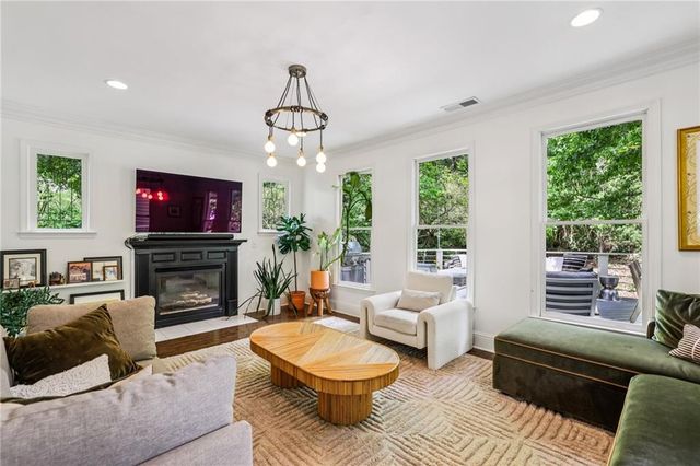 337 Atlantis Avenue NE, Atlanta, GA 30307