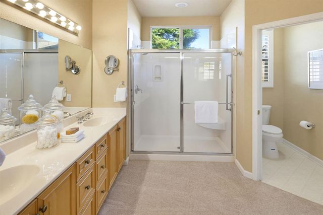 807 Carrousel Ct, Lincoln, CA 95648