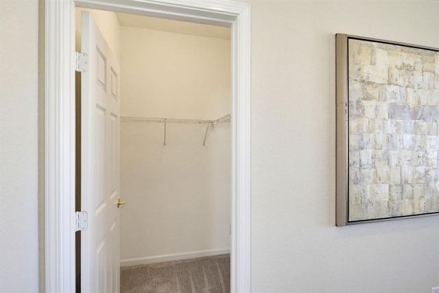 807 Carrousel Ct, Lincoln, CA 95648