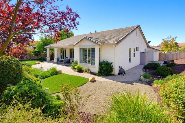 807 Carrousel Ct, Lincoln, CA 95648