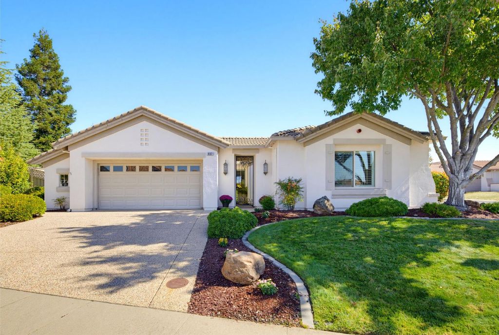 807 Carrousel Ct, Lincoln, CA 95648