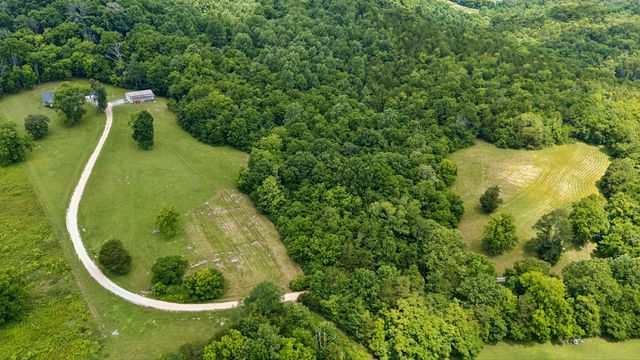 2865 Spring Place Rd, Belfast, TN 37019