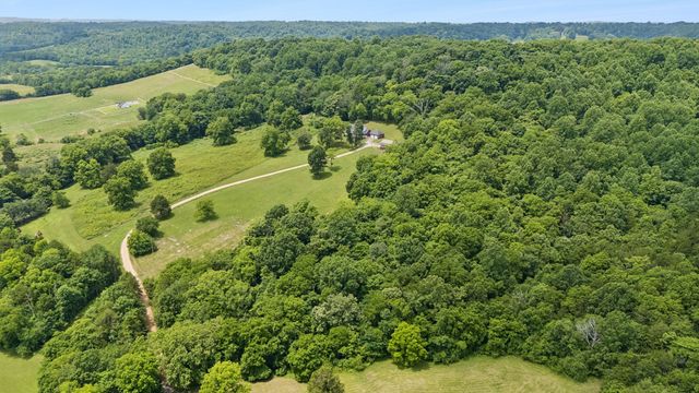 2865 Spring Place Rd, Belfast, TN 37019