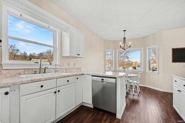 19869 Crosswynd, Bristol, IN 46507