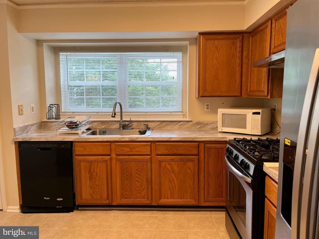 22 HALSTEAD PL, Princeton, NJ 08540