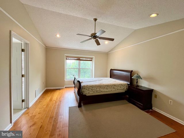 22 HALSTEAD PL, Princeton, NJ 08540