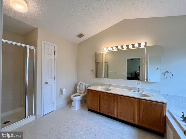 22 HALSTEAD PL, Princeton, NJ 08540