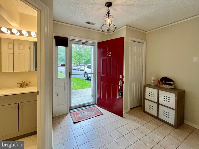 22 HALSTEAD PL, Princeton, NJ 08540
