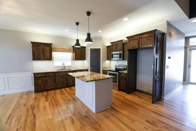 3725 N 154th Street, Basehor, KS 66007