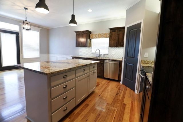 3725 N 154th Street, Basehor, KS 66007