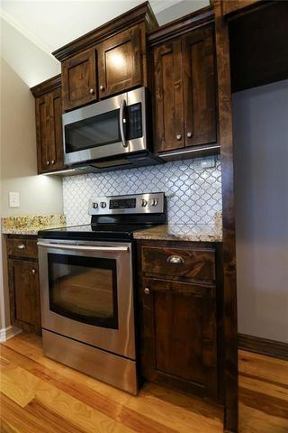 3725 N 154th Street, Basehor, KS 66007