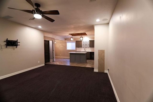 3725 N 154th Street, Basehor, KS 66007