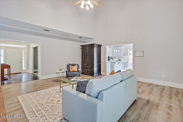 138 Oak Ridge Circle, Madison, MS 39110