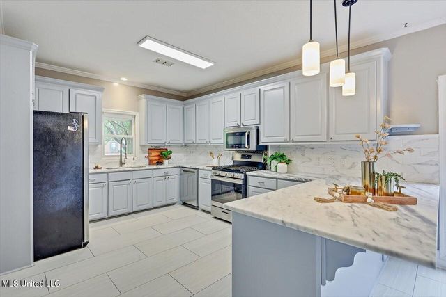 138 Oak Ridge Circle, Madison, MS 39110