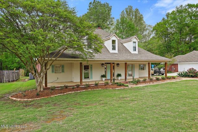 138 Oak Ridge Circle, Madison, MS 39110
