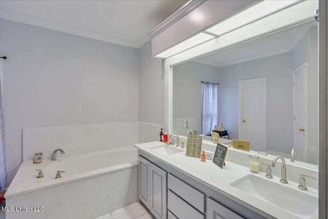 138 Oak Ridge Circle, Madison, MS 39110