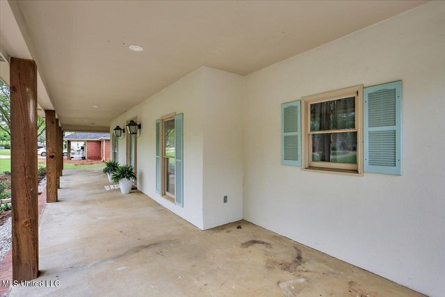 138 Oak Ridge Circle, Madison, MS 39110