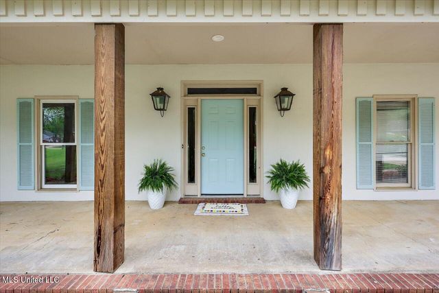 138 Oak Ridge Circle, Madison, MS 39110