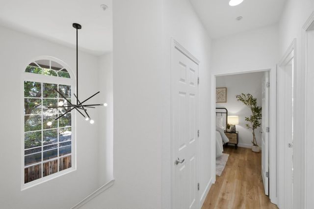 372 N El Camino Real 10, San Mateo, CA 94401