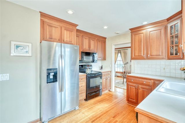 18 Mountain Rise Rise, Perinton, NY 14450