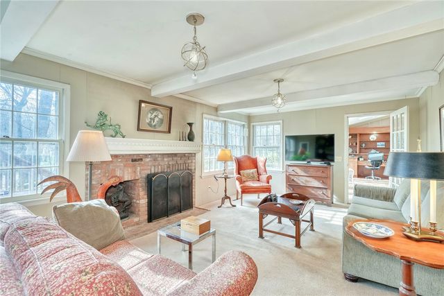 18 Mountain Rise Rise, Perinton, NY 14450