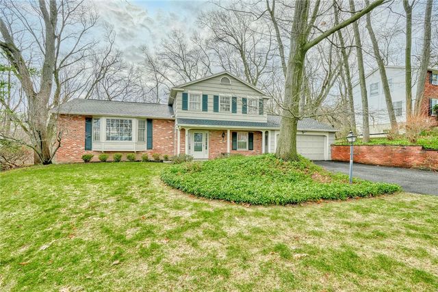 18 Mountain Rise Rise, Perinton, NY 14450