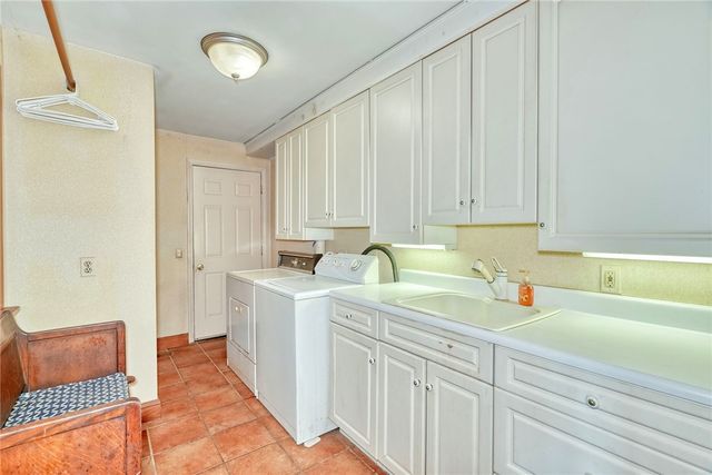 18 Mountain Rise Rise, Perinton, NY 14450