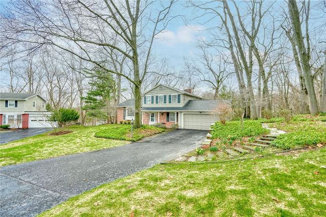 18 Mountain Rise Rise, Perinton, NY 14450