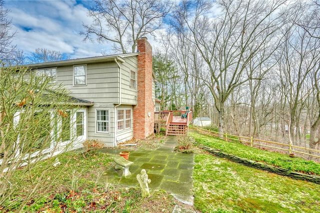 18 Mountain Rise Rise, Perinton, NY 14450