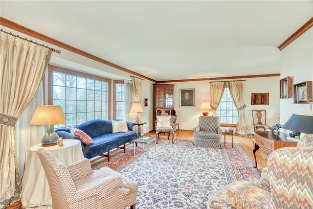 18 Mountain Rise Rise, Perinton, NY 14450