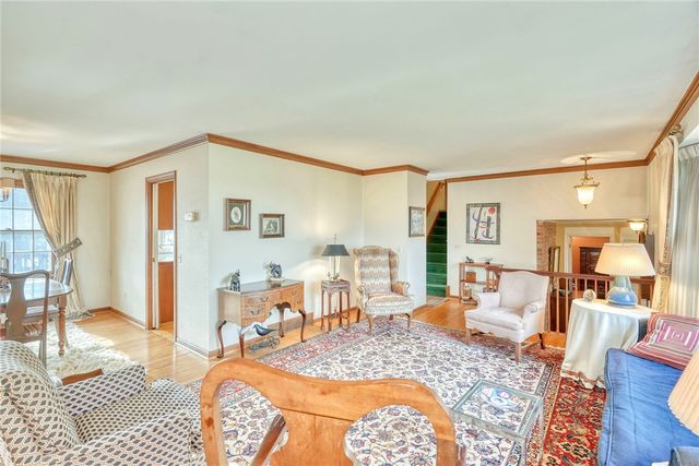 18 Mountain Rise Rise, Perinton, NY 14450