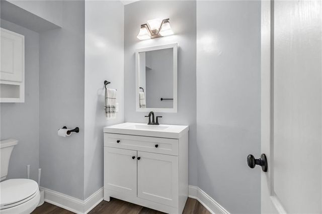 324 NW Bradford Street, Lee's Summit, MO 64064
