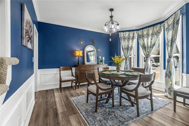 324 NW Bradford Street, Lee's Summit, MO 64064
