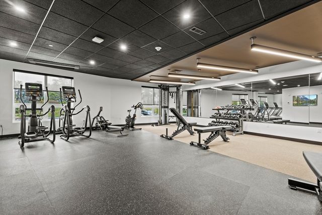 203 Lowell St 103, Wilmington, MA 01887