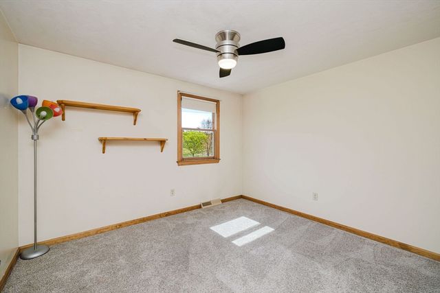 50 Kathy Cir, Bridgewater, MA 02324