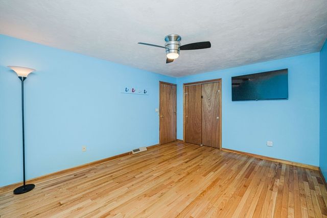 50 Kathy Cir, Bridgewater, MA 02324