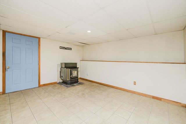 50 Kathy Cir, Bridgewater, MA 02324