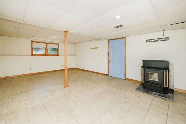 50 Kathy Cir, Bridgewater, MA 02324