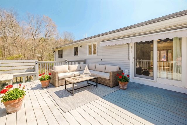 50 Kathy Cir, Bridgewater, MA 02324