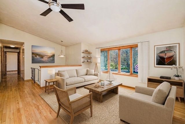50 Kathy Cir, Bridgewater, MA 02324