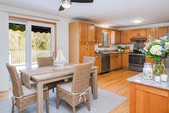 50 Kathy Cir, Bridgewater, MA 02324