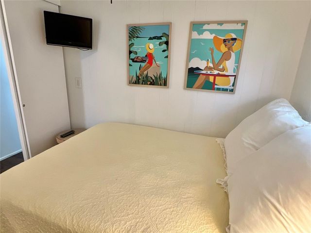 614 MOUNT KEY AVENUE NE 631, St Petersburg, FL 33702