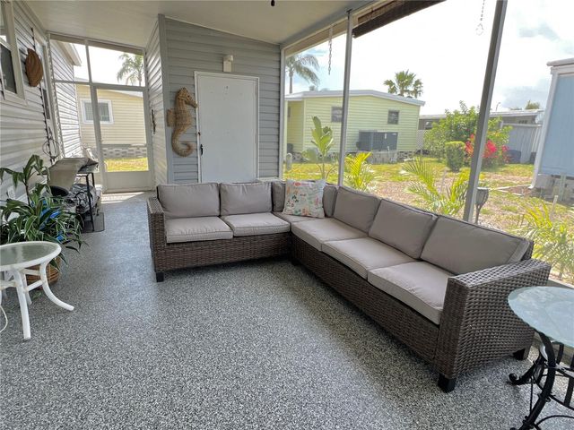 614 MOUNT KEY AVENUE NE 631, St Petersburg, FL 33702