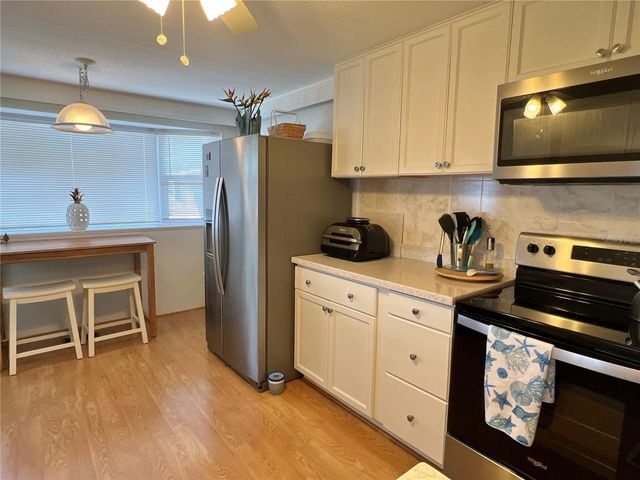 614 MOUNT KEY AVENUE NE 631, St Petersburg, FL 33702